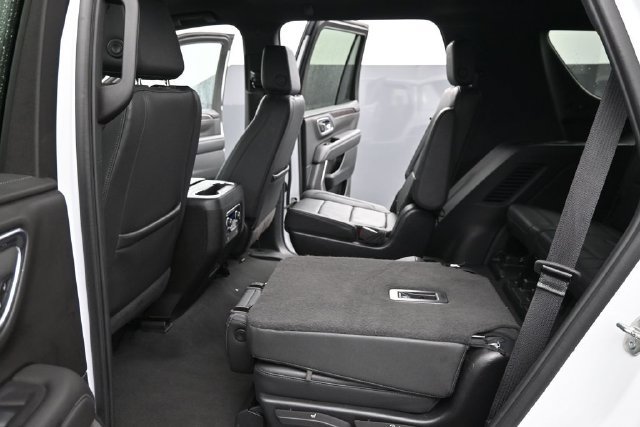 Used 2024 Chevrolet Tahoe LT AWD/4WD image 10