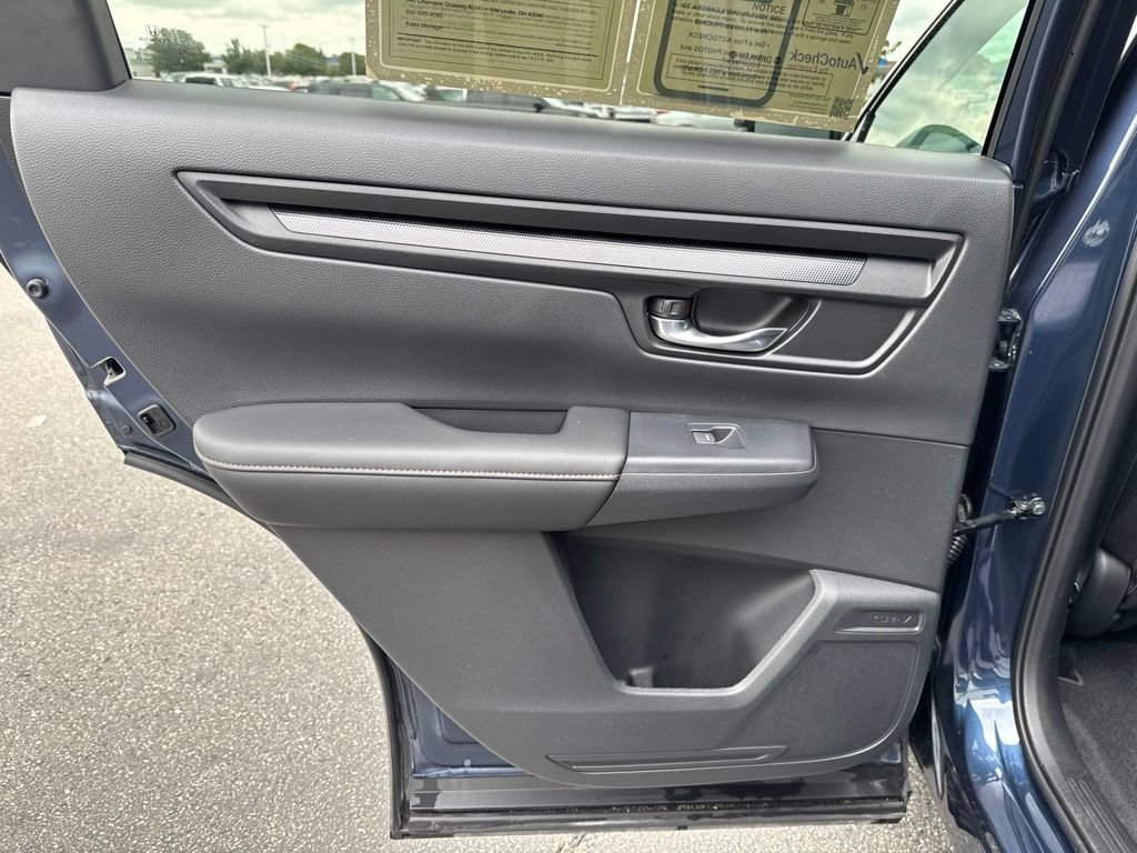 Certified 2025 Honda CR-V Sport image 32