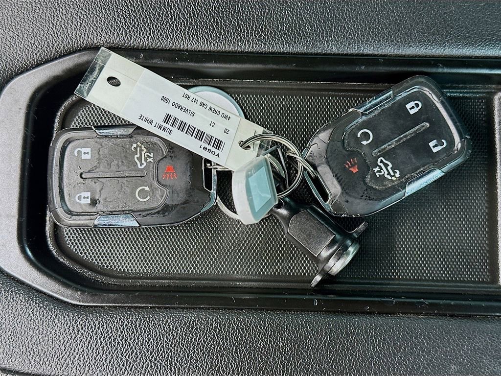 Used 2020 Chevrolet Silverado 1500 RST AWD/4WD image 34