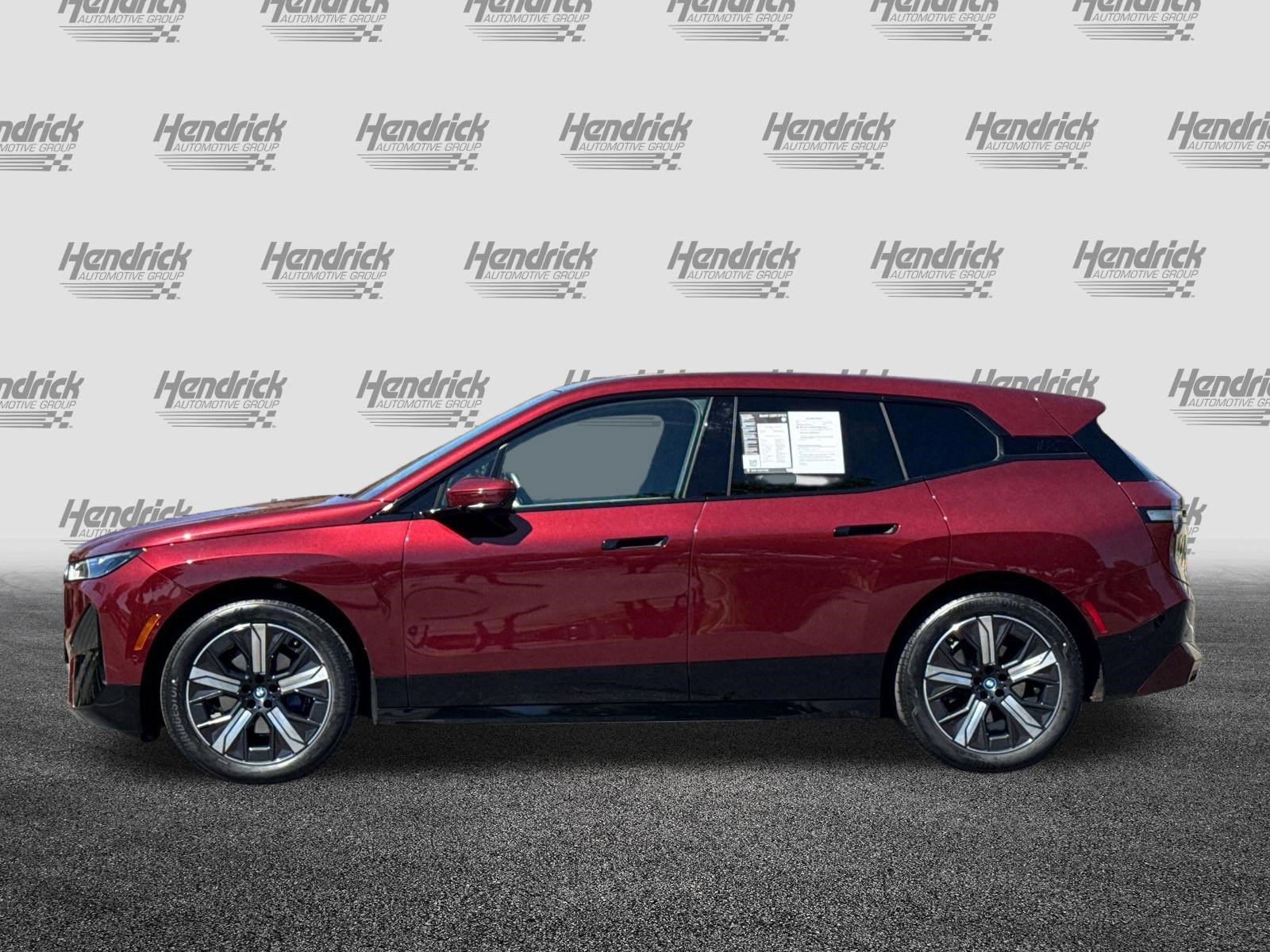 Certified 2025 BMW iX xDrive50 AWD/4WD image 8