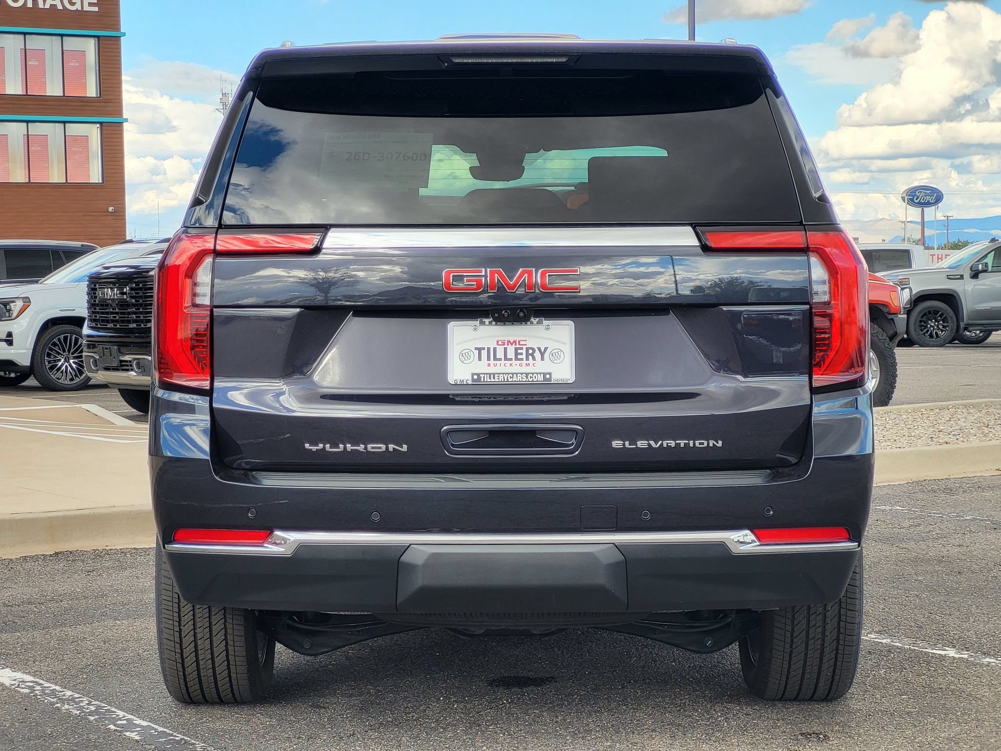 New 2026 GMC Yukon Elevation w/ Elevation Premium Package AWD/4WD image 6