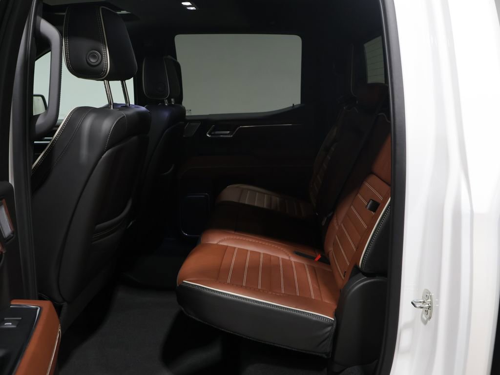 Used 2023 GMC Sierra 1500 Denali Ultimate image 16