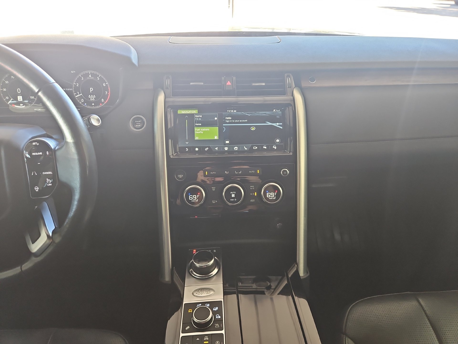 Used 2019 Land Rover Discovery HSE AWD/4WD image 15
