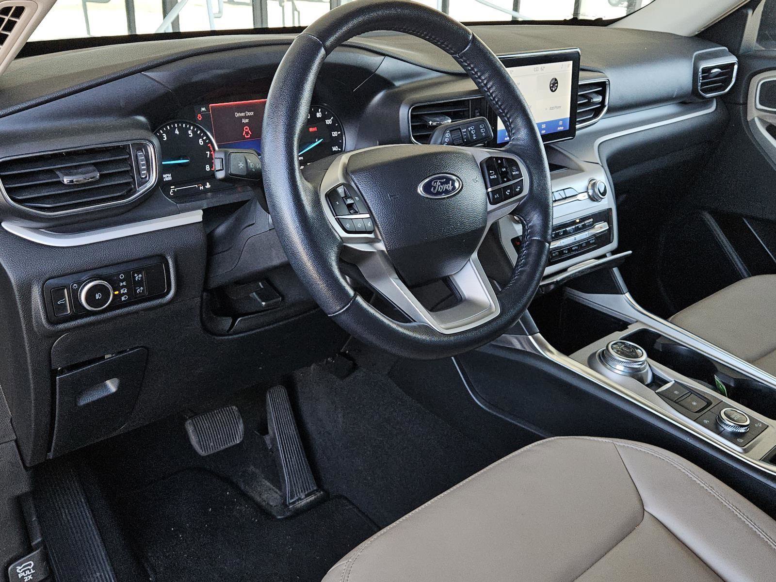 Used 2023 Ford Explorer XLT w/ Equipment Group 202A image 24