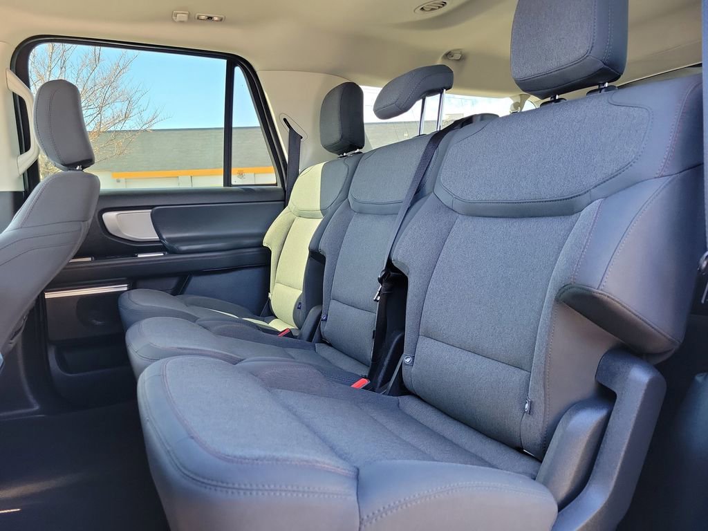 Used 2025 Ford Expedition Max Active image 10