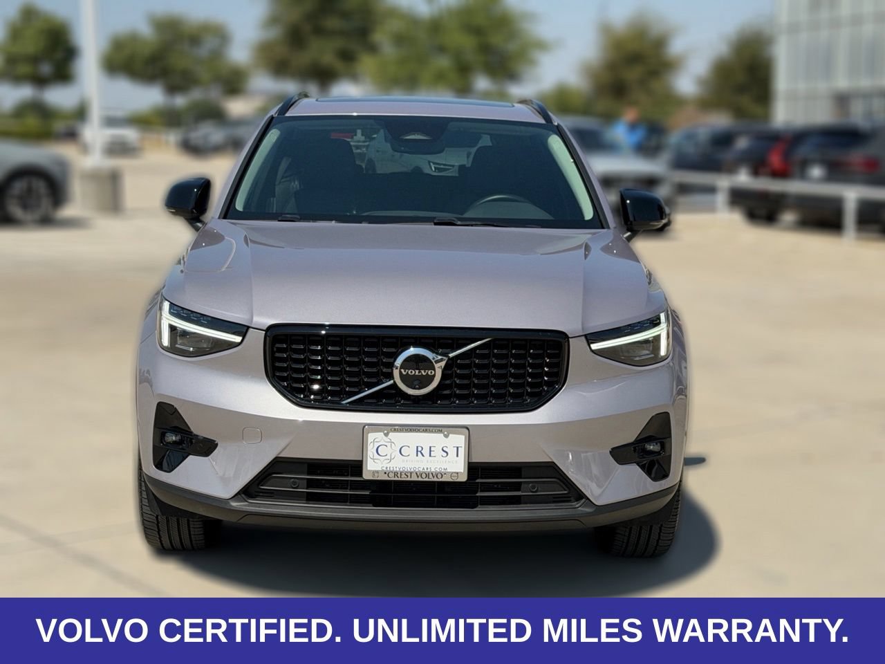 Certified 2026 Volvo XC40 B5 Plus AWD/4WD image 4