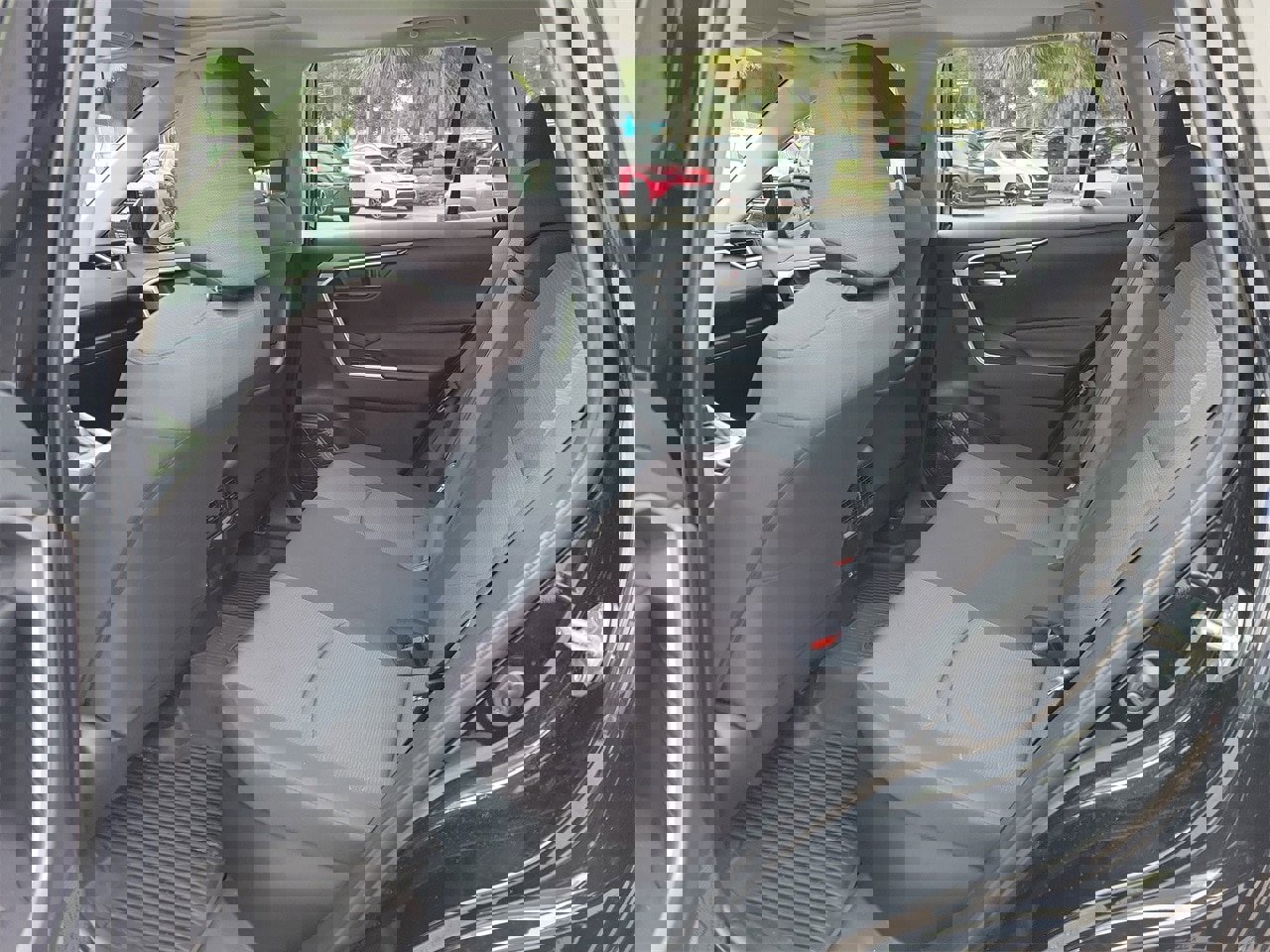 Used 2025 Toyota RAV4 XLE image 11