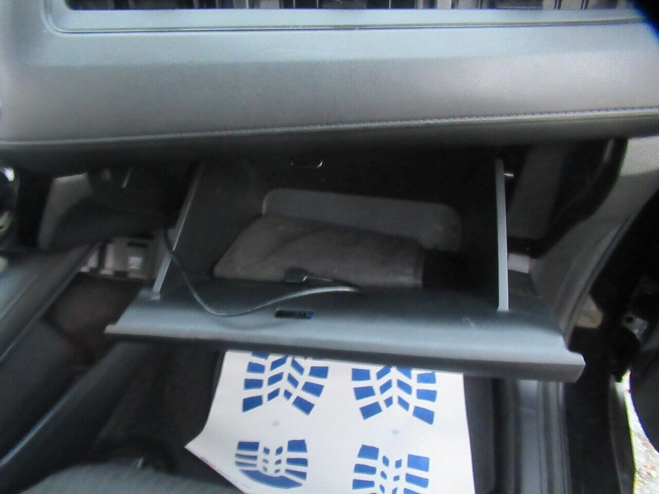 Used 2016 Honda HR-V LX image 35