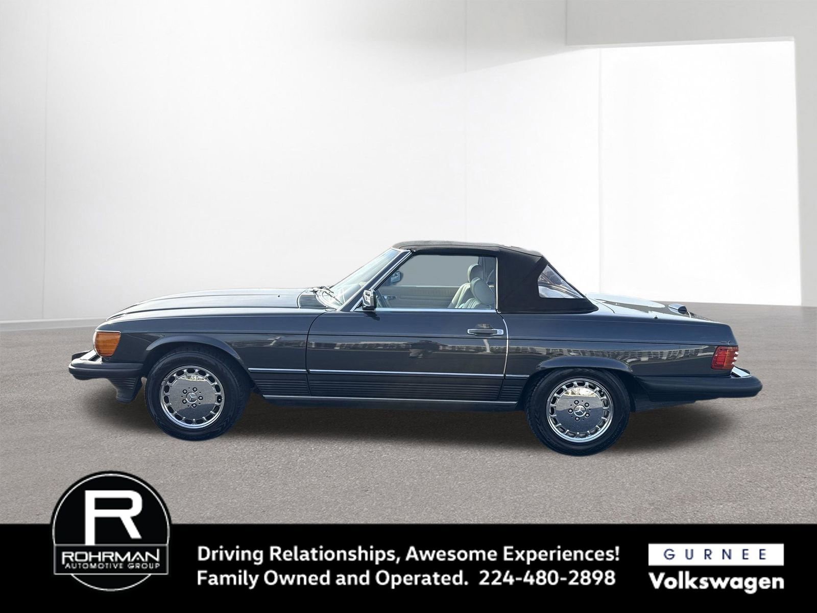 Used 1988 Mercedes-Benz 560 SL image 5