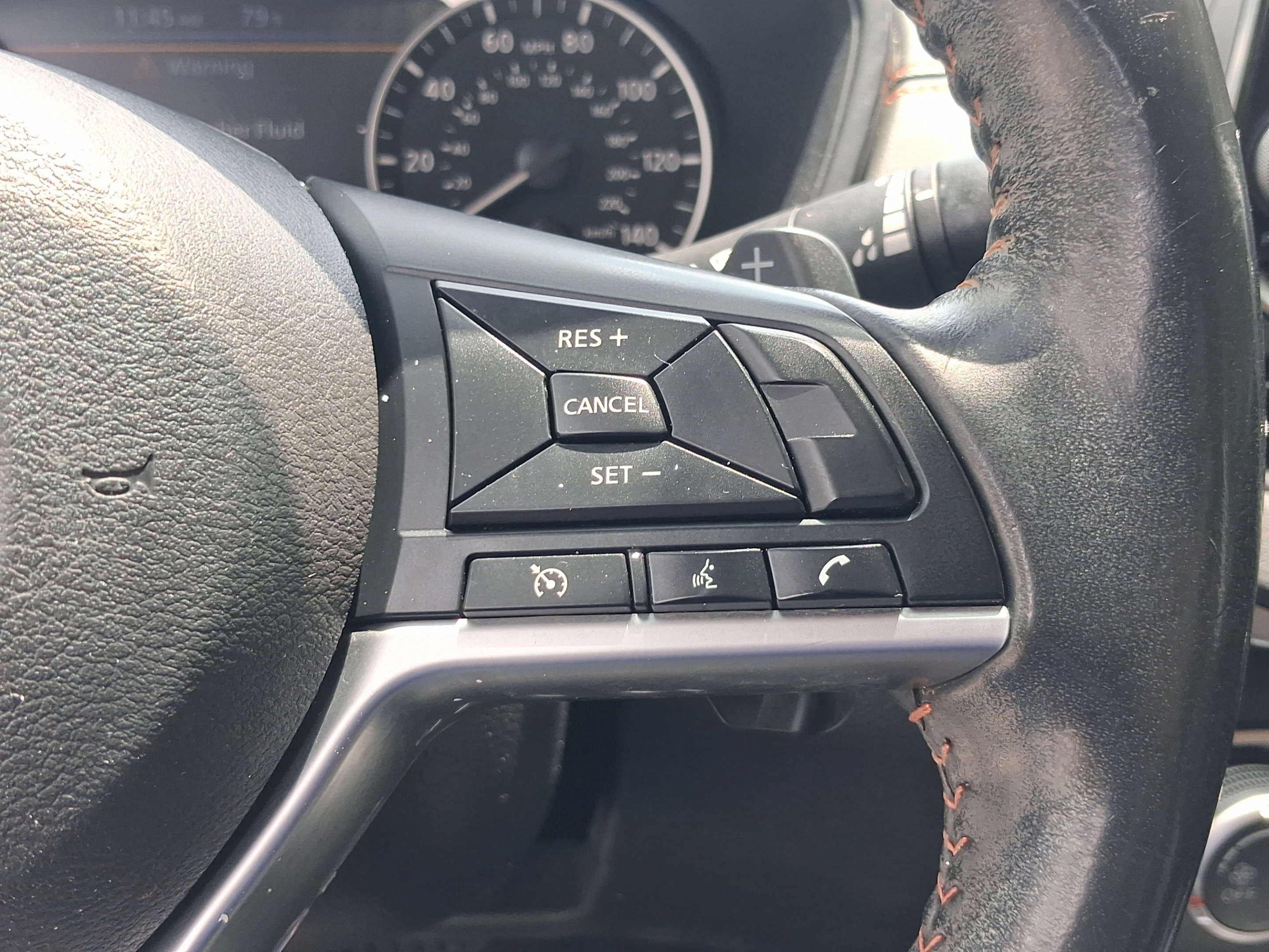 Used 2022 Nissan Altima 2.5 SR FWD image 12