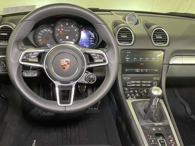 Certified 2025 Porsche 718 Boxster Style Edition image 24