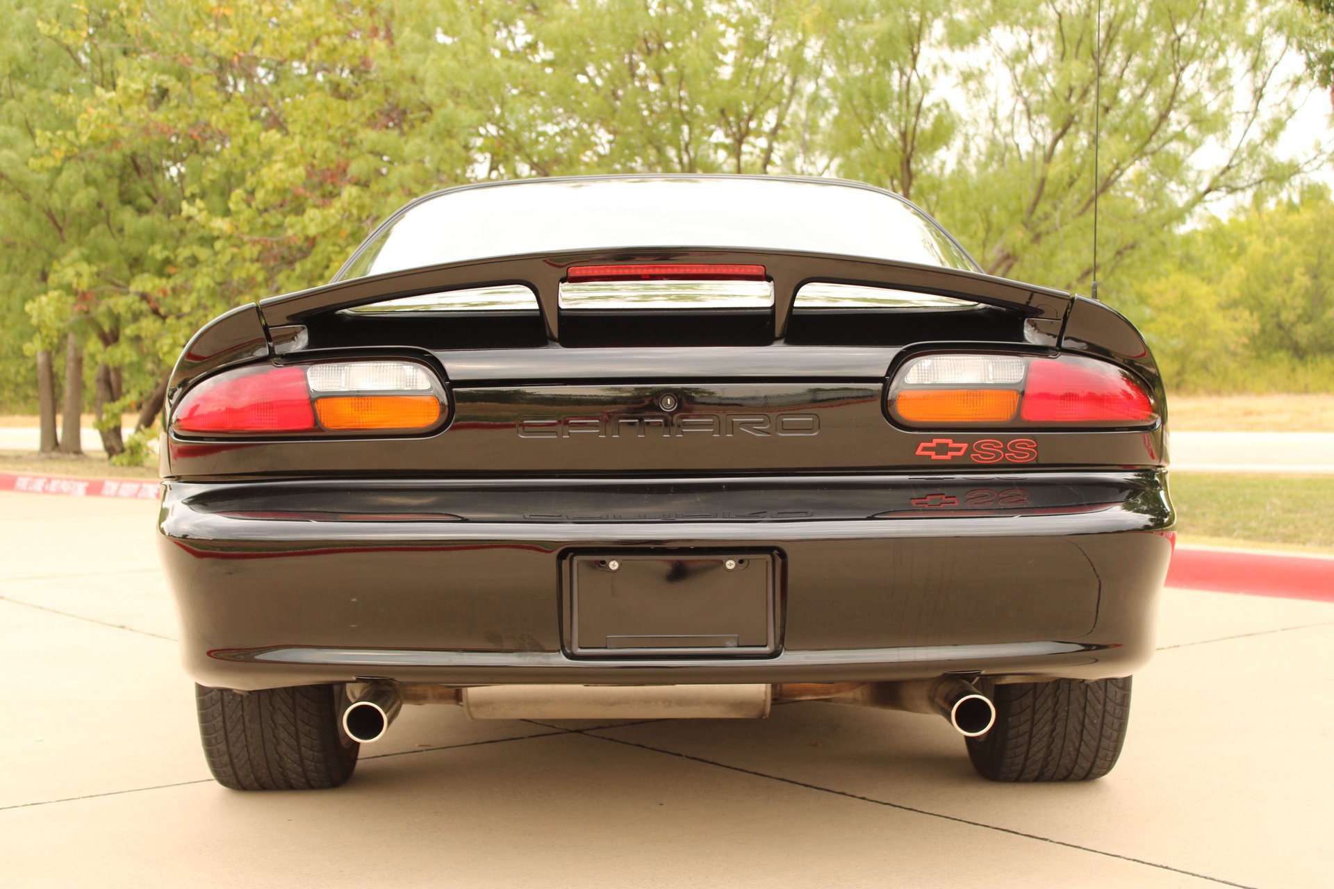Used 1999 Chevrolet Camaro Z28 w/ SS Performance/Appearance Pkg RWD image 12