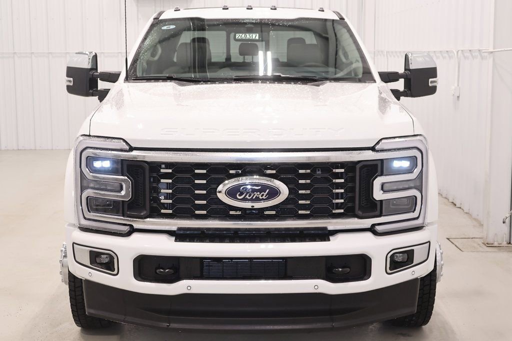 New 2026 Ford F450 Platinum w/ Platinum Plus Package image 4