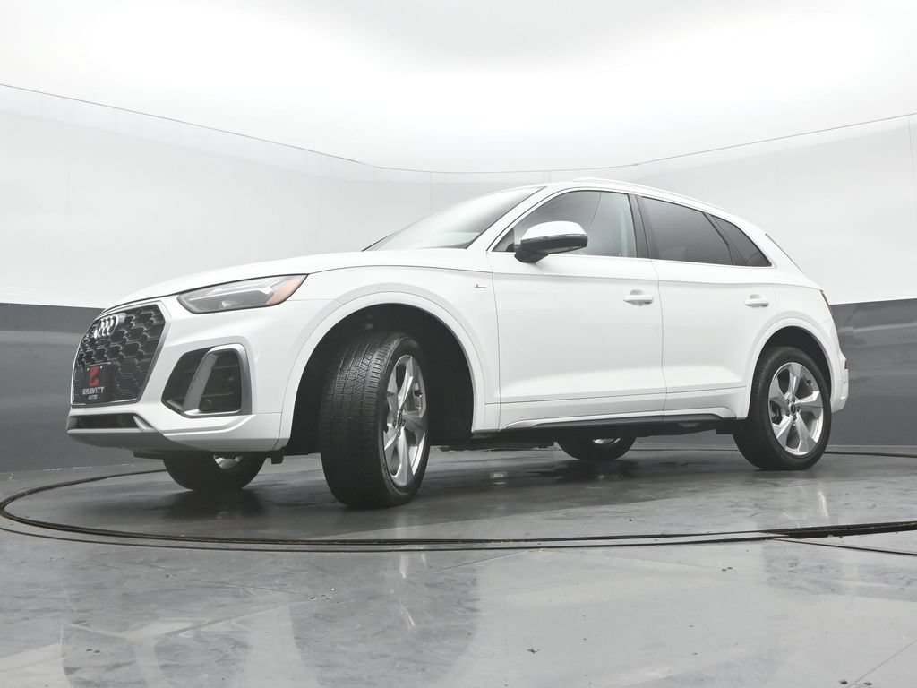 Used 2023 Audi Q5 2.0T Premium Plus w/ Premium Plus Package AWD/4WD image 29