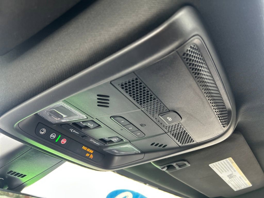 Used 2020 Cadillac XT5 Premium Luxury image 31