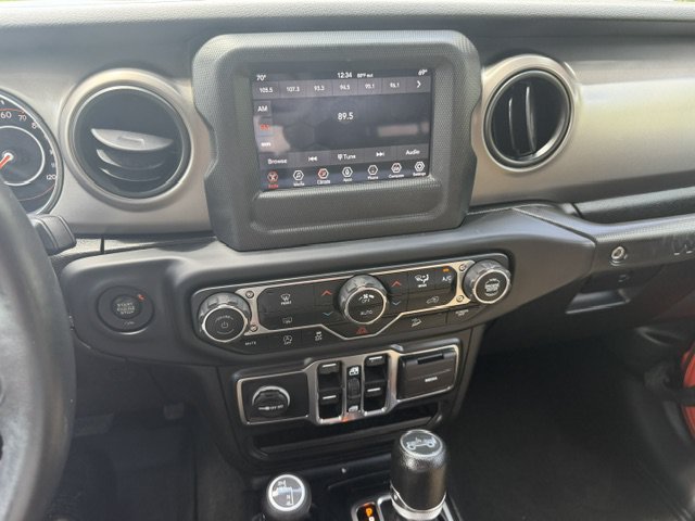 Used 2018 Jeep Wrangler Unlimited Sport S AWD/4WD image 18