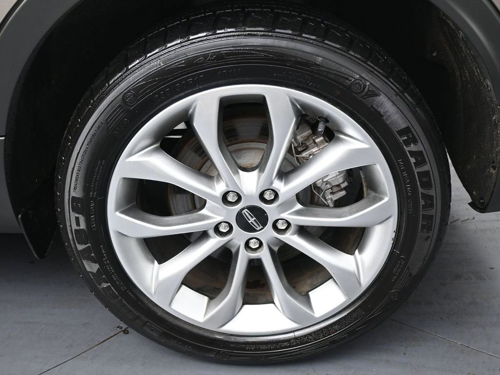 Used 2018 Lincoln MKC Select w/ Select Plus Package image 35