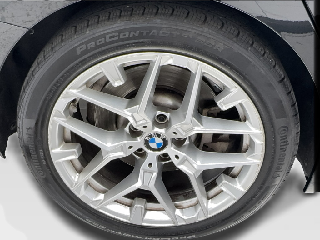 Used 2025 BMW 330i Sedan RWD image 16