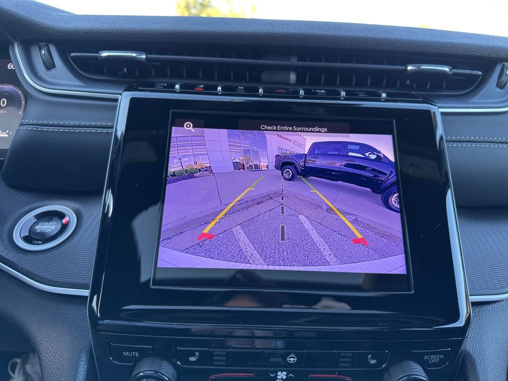New 2025 Jeep Grand Cherokee Altitude AWD/4WD image 68