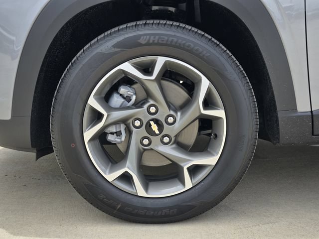New 2026 Chevrolet Trax LT w/ Driver Confidence Package FWD image 8