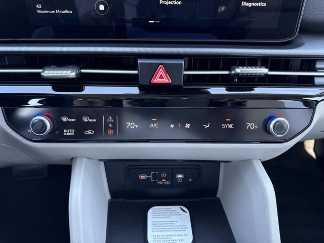 New 2026 Kia Sportage EX FWD image 21