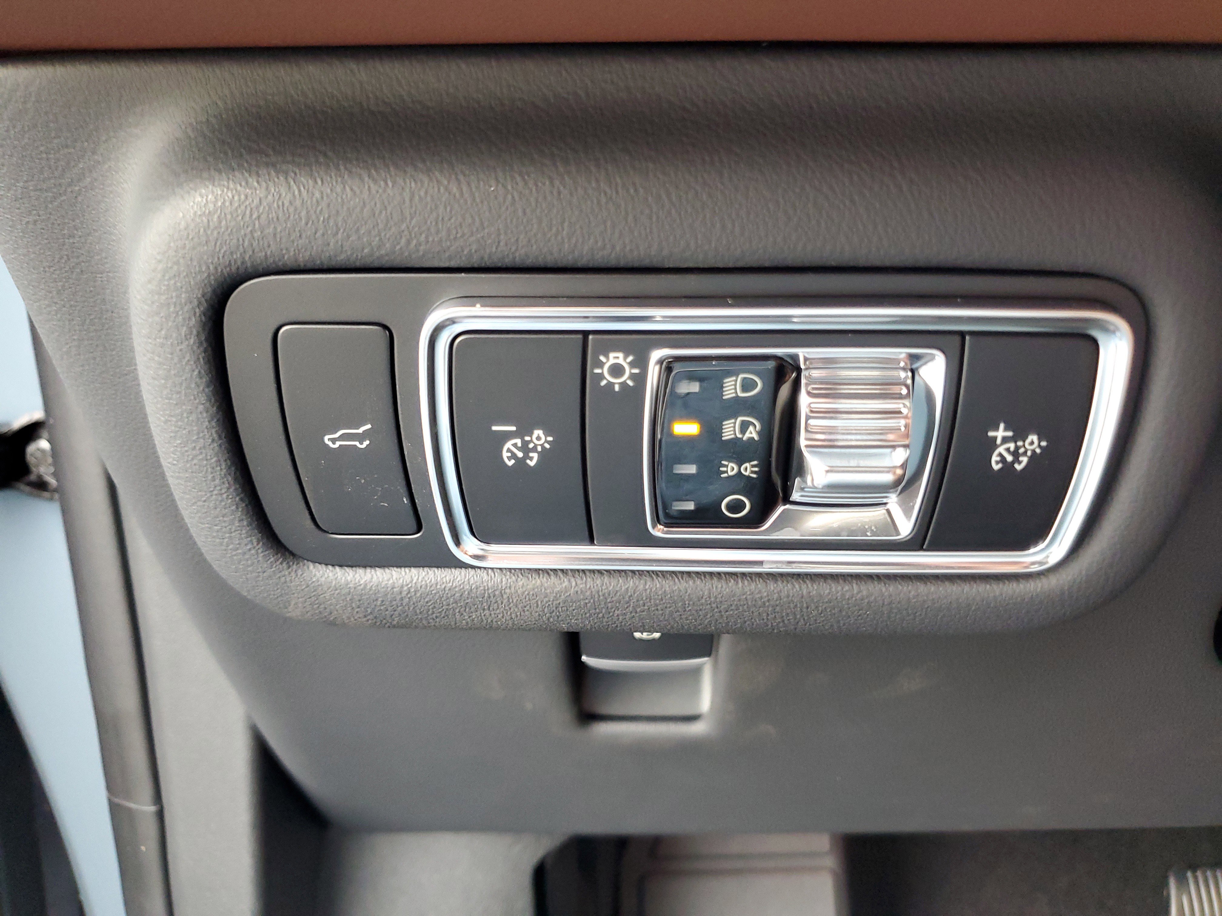 New 2026 Lincoln Nautilus Reserve w/ Jet Appearance Package AWD/4WD image 14