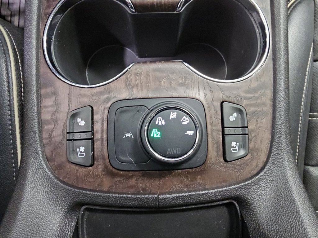 Used 2023 GMC Acadia Denali w/ Denali Ultimate Package AWD/4WD image 24