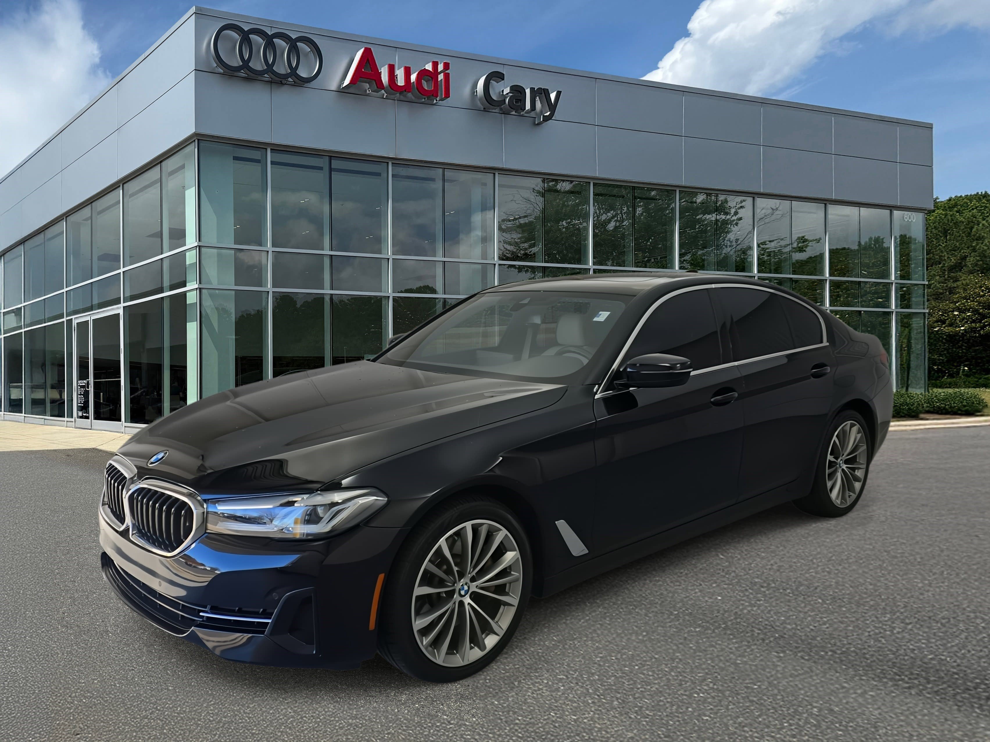 Used 2023 BMW 530i w/ Convenience Package