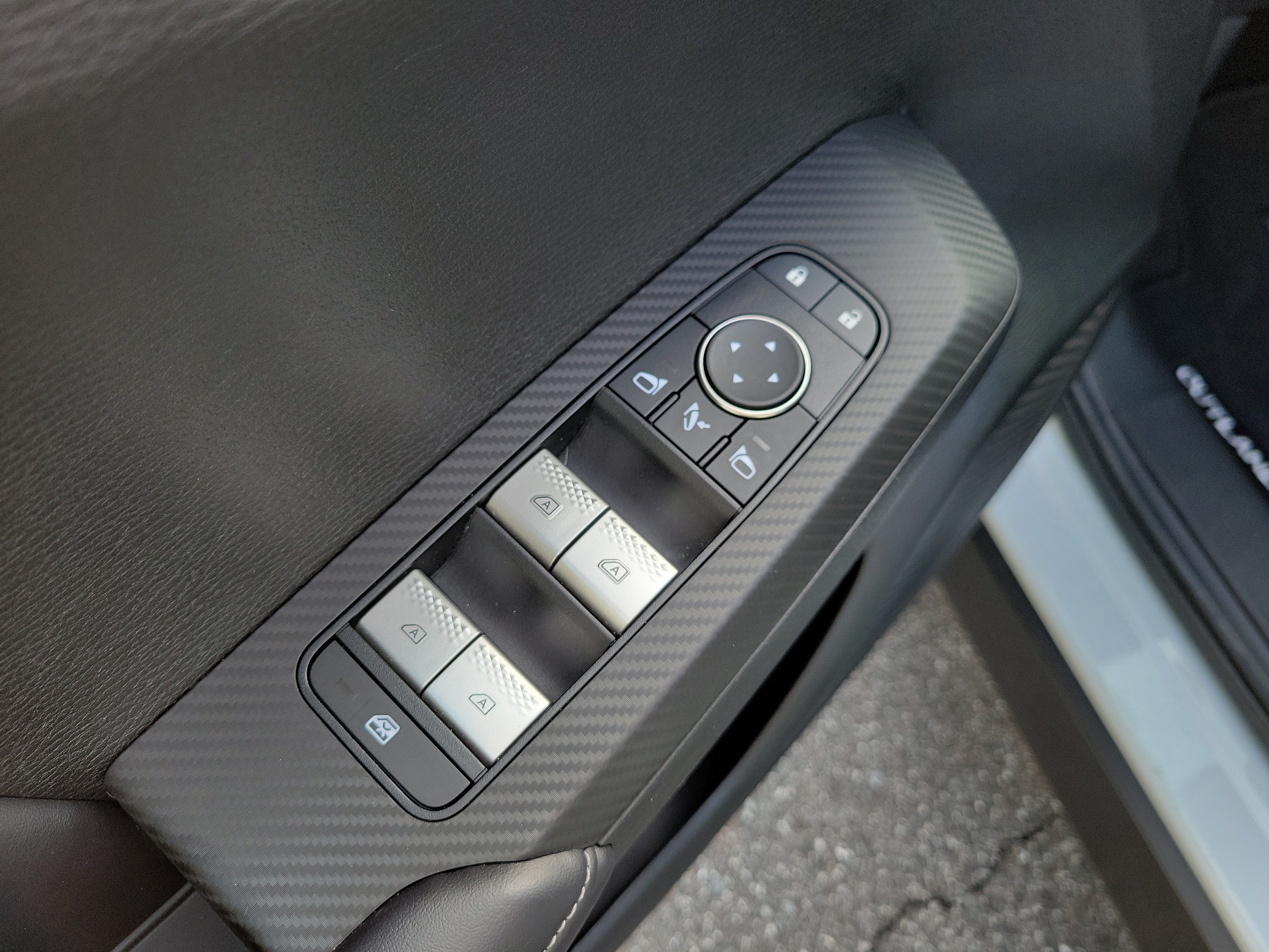 Used 2023 Mitsubishi Outlander SE AWD/4WD image 18
