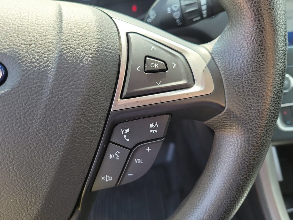 Used 2020 Ford Fusion SE FWD image 14