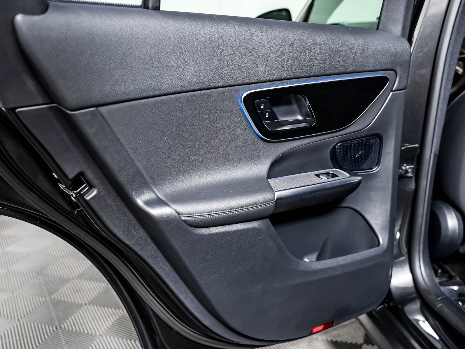 Certified 2026 Mercedes-Benz GLC 300 image 21