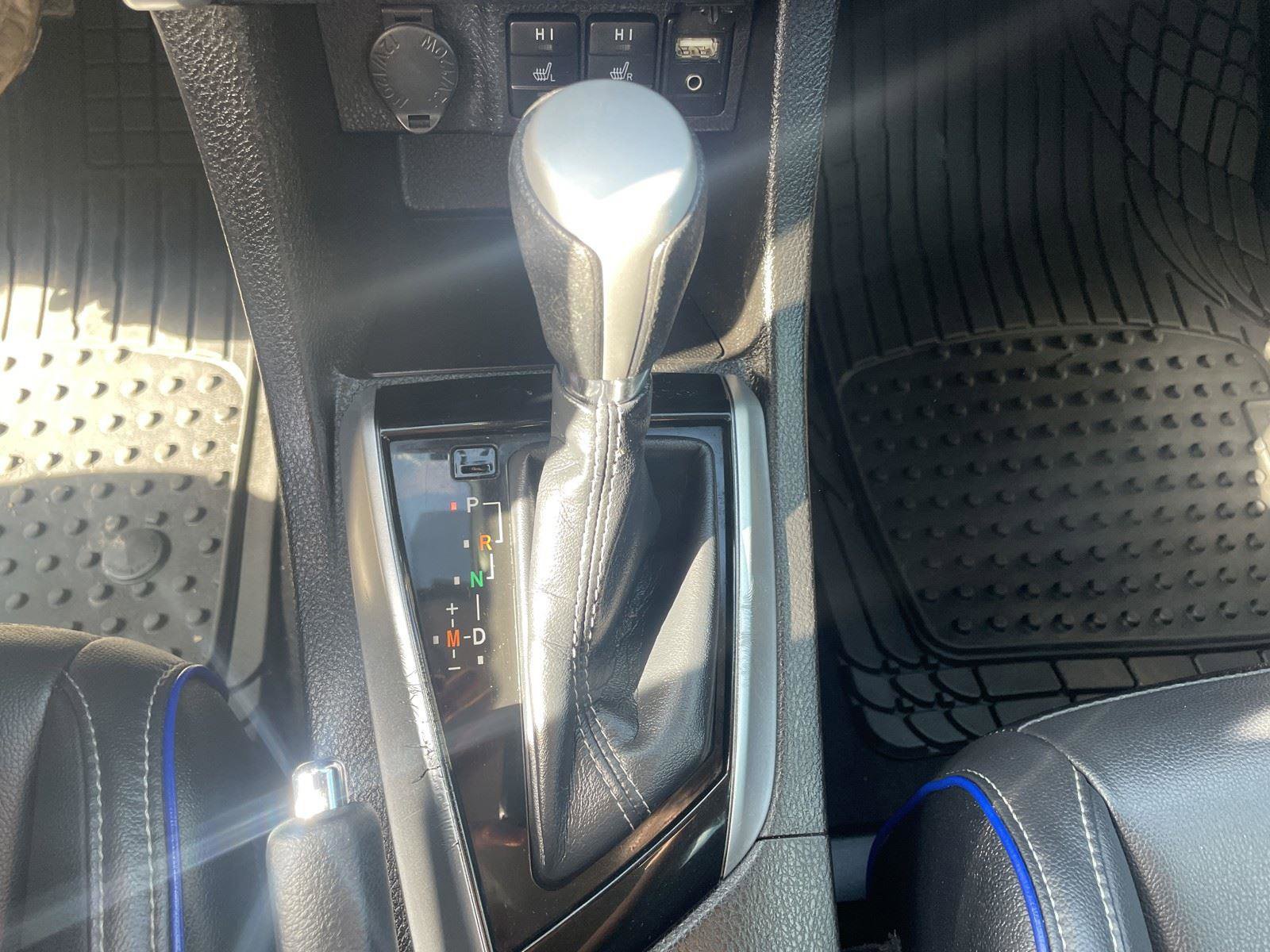Used 2019 Toyota Corolla XSE image 22