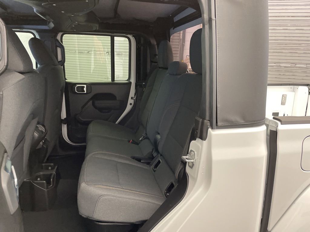 New 2026 Jeep Gladiator Sport image 15