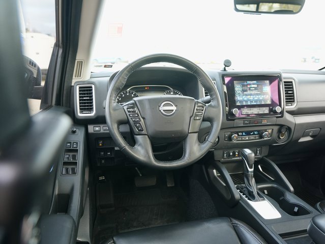 Used 2024 Nissan Frontier SL w/ Technology Package image 15