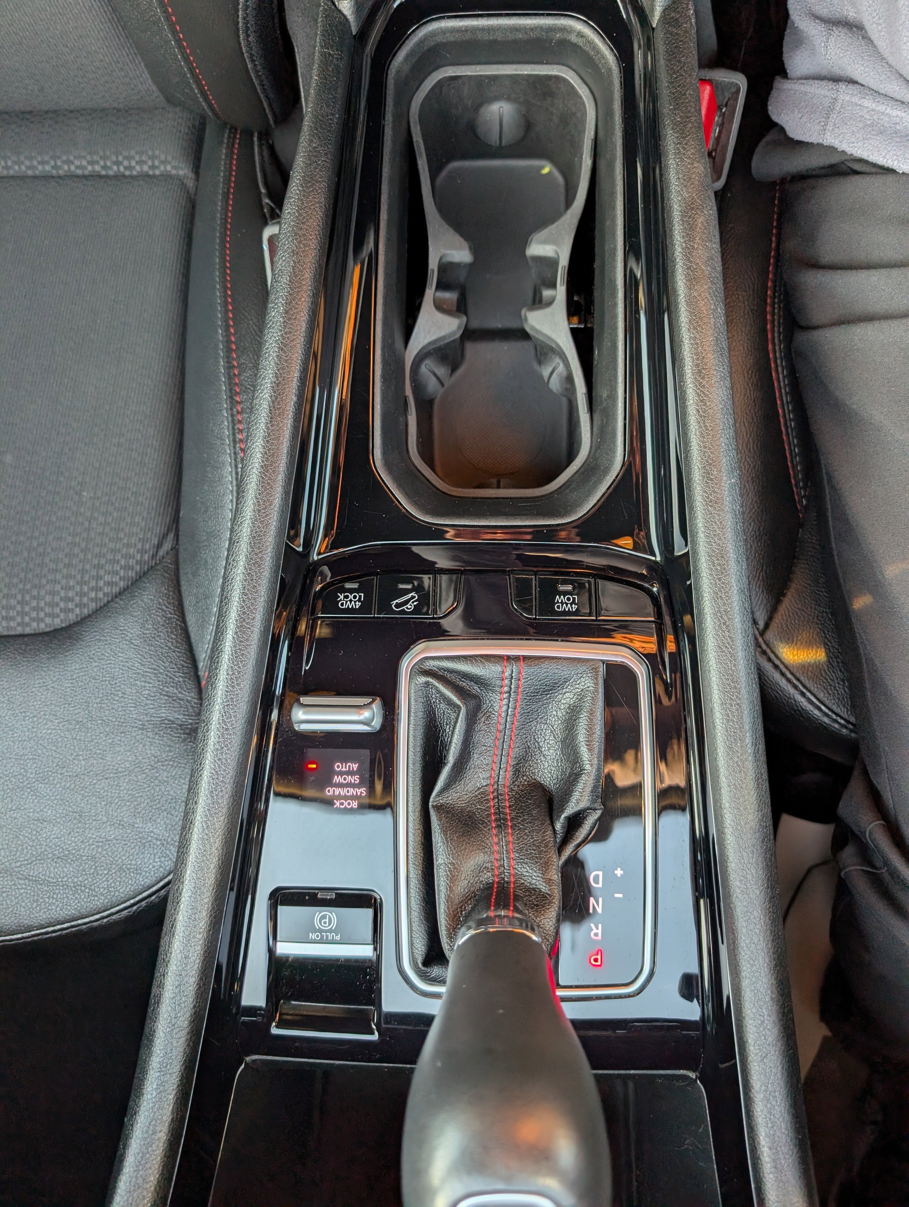 Used 2024 Jeep Compass Trailhawk image 24