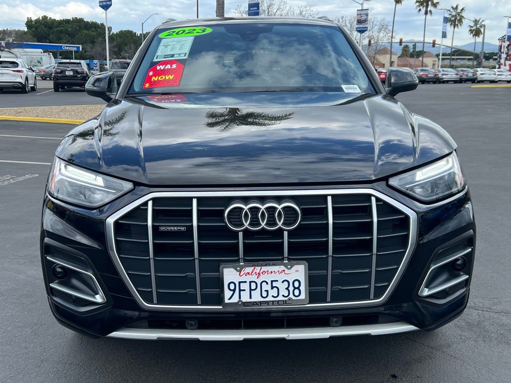 Used 2023 Audi Q5 2.0T Premium w/ Convenience Package image 2