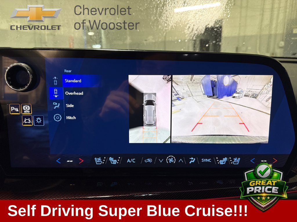 New 2027 Chevrolet Traverse RS AWD/4WD image 16