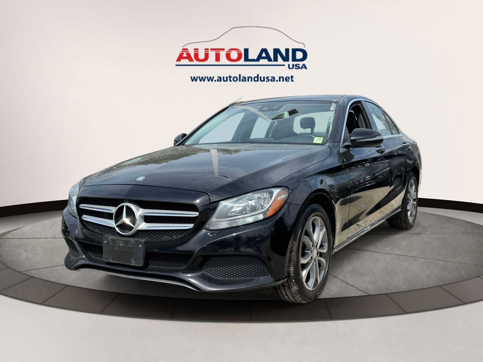 Used 2017 Mercedes-Benz C 300 4MATIC Sedan image 1