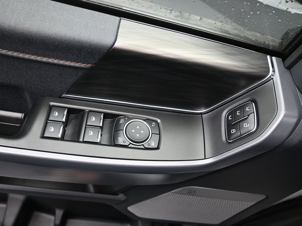 New 2025 Ford F150 Lariat w/ Equipment Group 502A High image 26