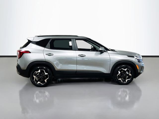 Certified 2025 Kia Seltos S FWD image 8