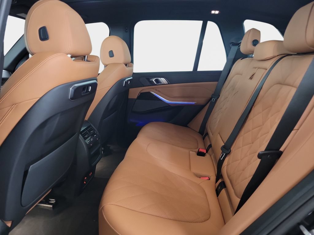 Certified 2025 BMW X5 sDrive40i w/ M Sport Package RWD image 14