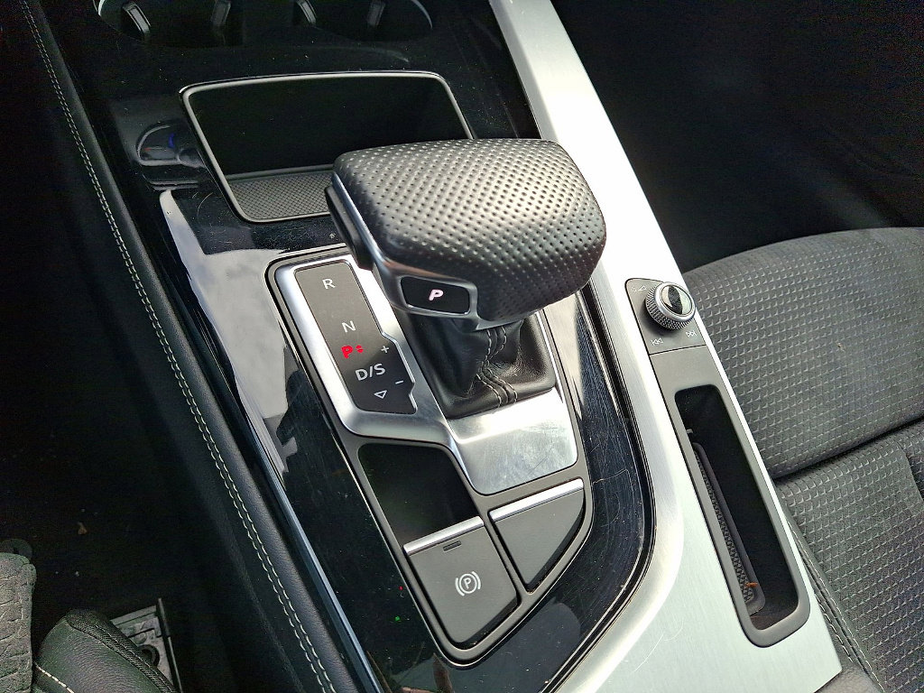 Used 2022 Audi A5 2.0T Premium Plus w/ Premium Plus image 12