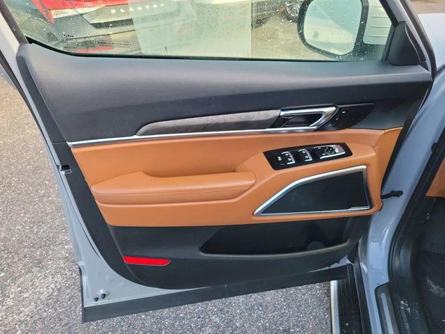 Used 2024 Kia Telluride SX X-Line AWD/4WD image 11