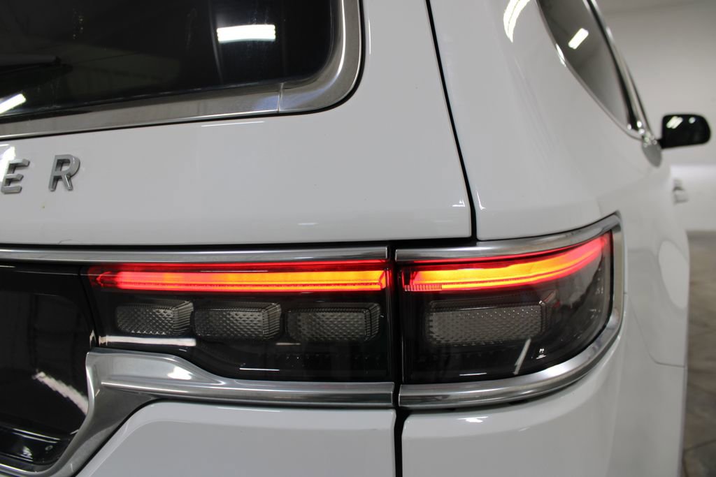 Used 2023 Jeep Grand Wagoneer 4WD image 27