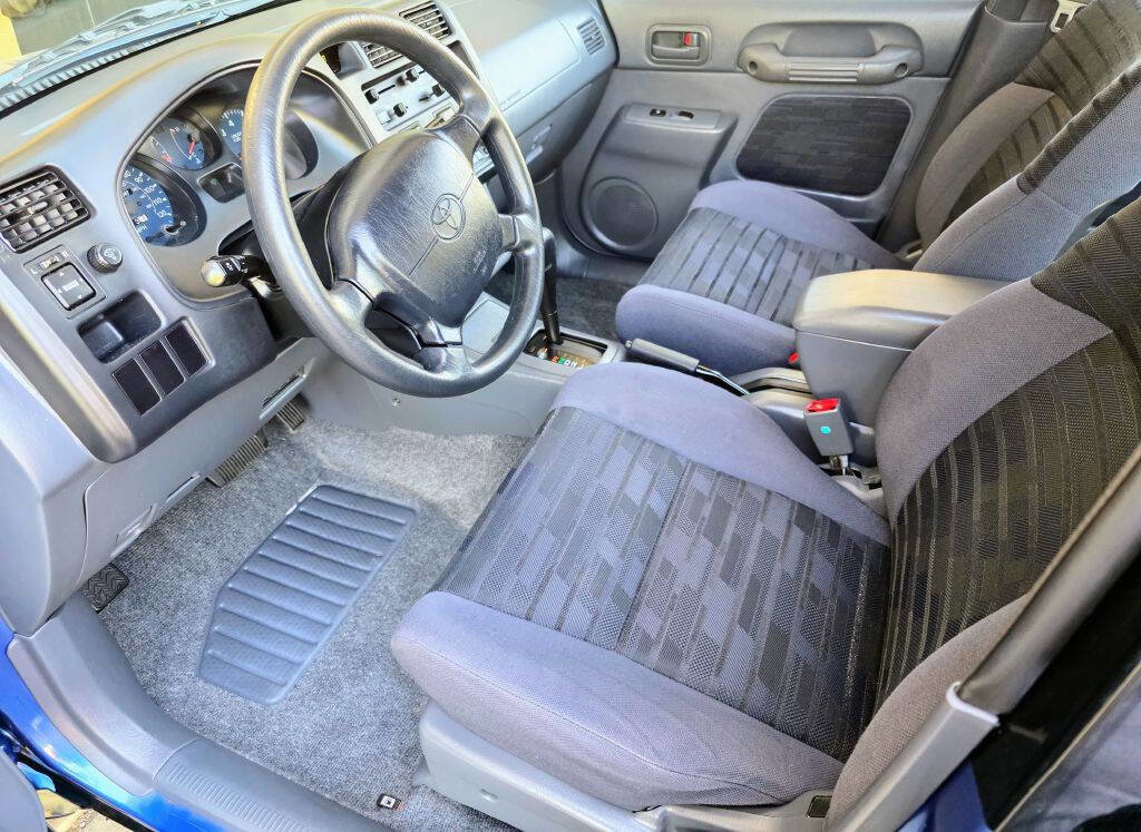 Used 1997 Toyota RAV4 4WD 4-Door image 14