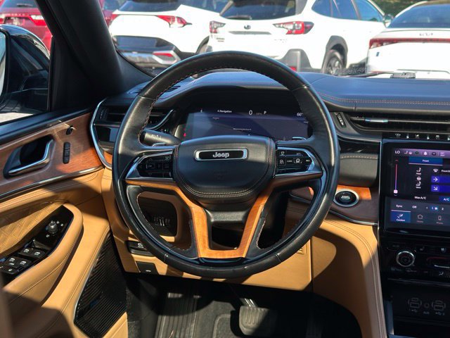 Used 2023 Jeep Grand Cherokee L Summit AWD/4WD image 18