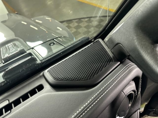 Used 2023 Jeep Wrangler Unlimited Sahara w/ Cold Weather Group image 29