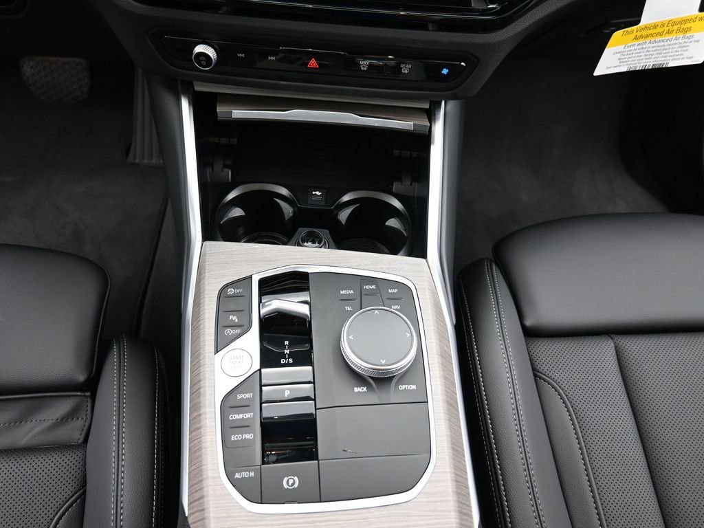 New 2025 BMW 330i xDrive Sedan w/ Convenience Package image 14