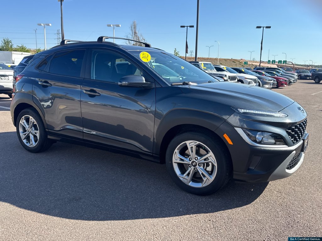 Certified 2022 Hyundai Kona SEL w/ Convenience Package AWD/4WD image 9