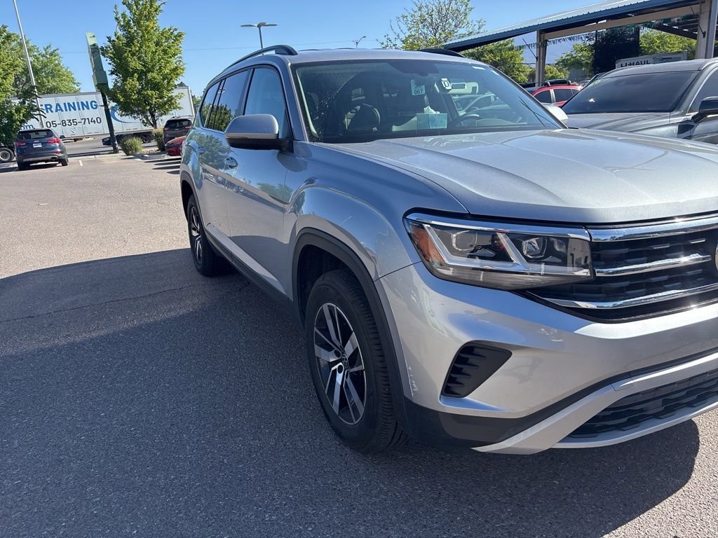 Used 2021 Volkswagen Atlas SE AWD/4WD image 2